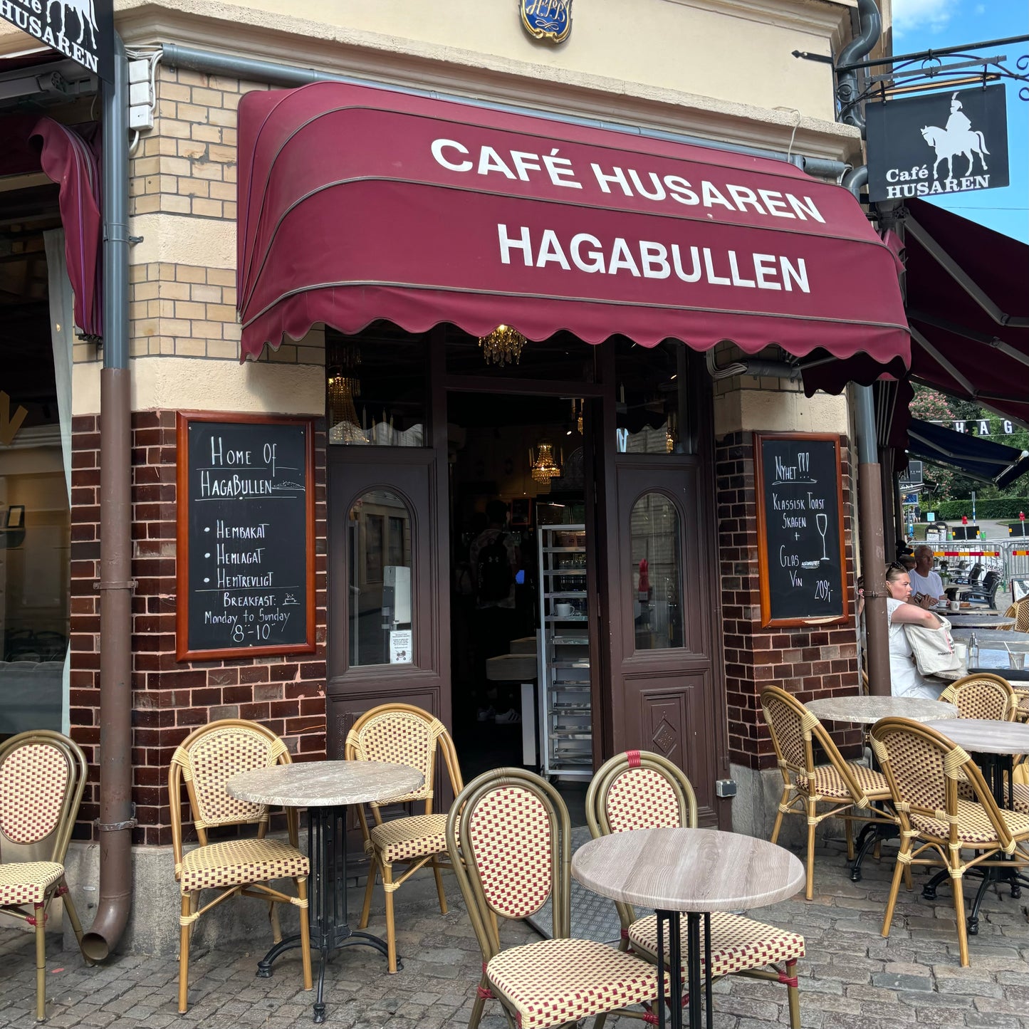 Cafe Husaren, Haga